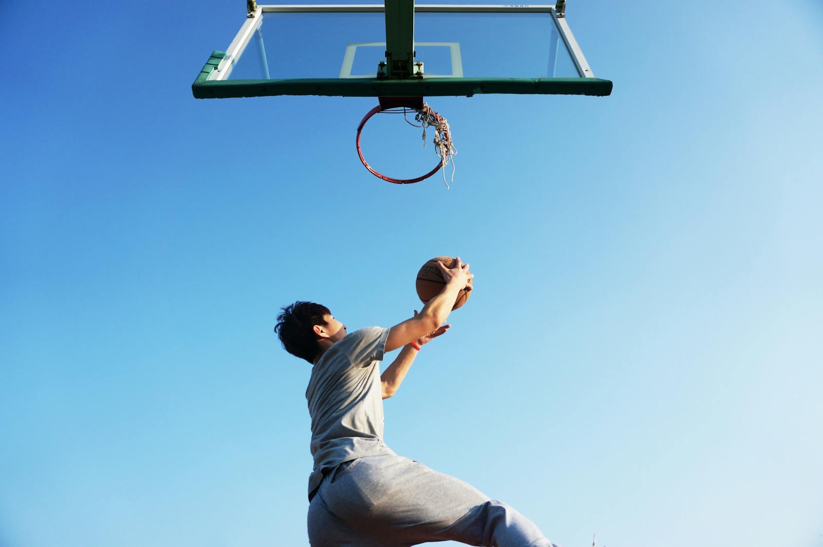 牛人彩票 — 大乐透赛场扣篮瞬间